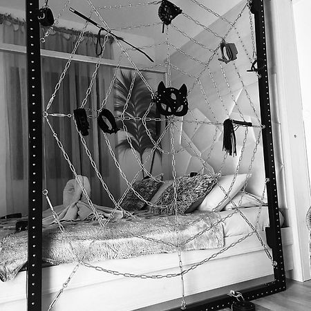 Villa Cocoon - Love Room Cocooning & 50 Nuances Кюж-ле-Пен Экстерьер фото