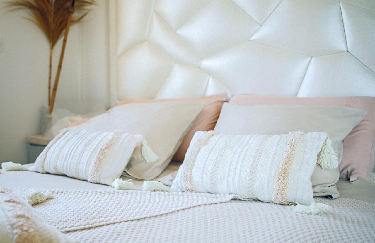 Villa Cocoon - Love Room Cocooning & 50 Nuances Кюж-ле-Пен Экстерьер фото